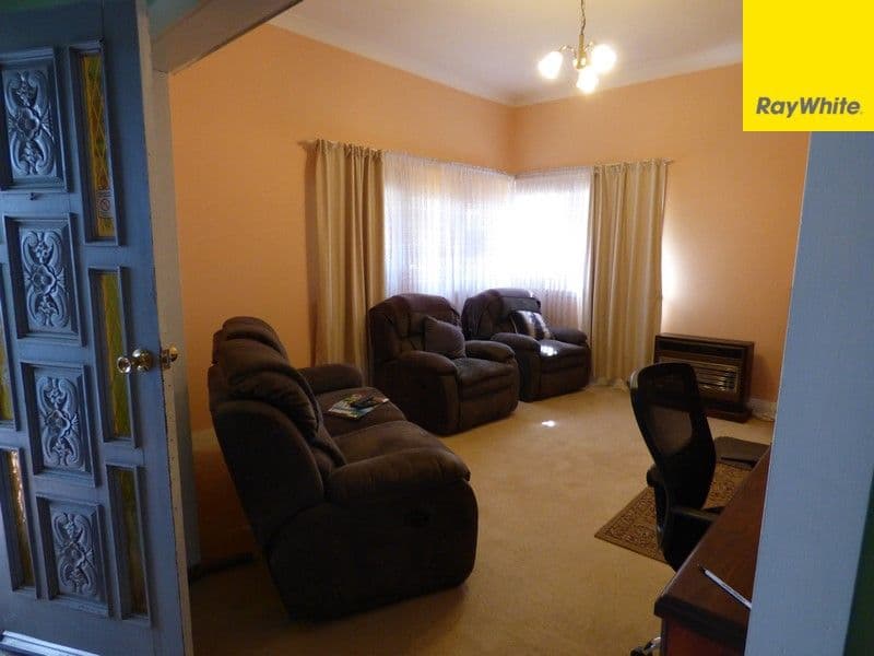 56 Ferry Street, Forbes - Thumbnail 5