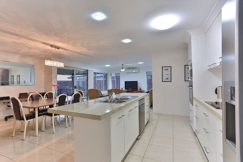 7 Graves Drive, KEARNEYS SPRING QLD 4350, Kearneys Spring - Thumbnail 7