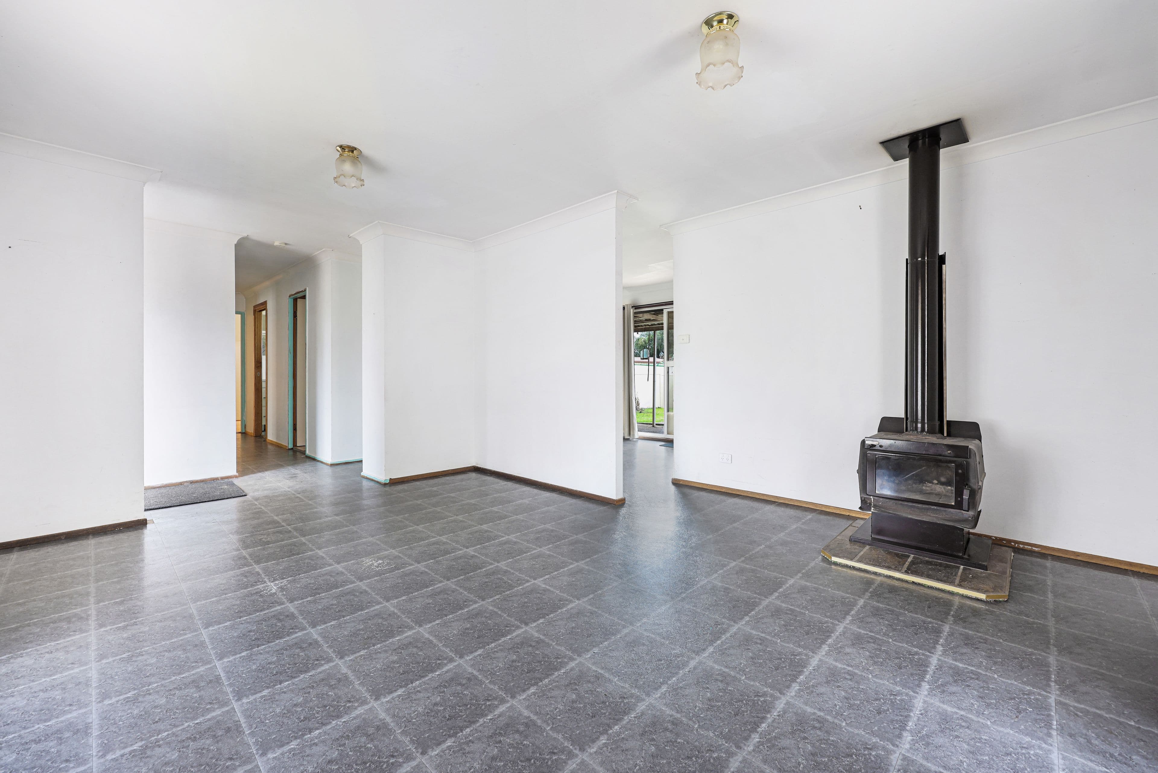 143 Warral Road, Tamworth NSW 2340, West Tamworth - Thumbnail 2