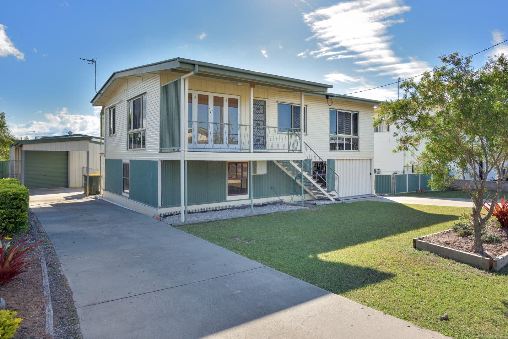 8 Coase Street, West Gladstone QLD 4680, West Gladstone - Image 1