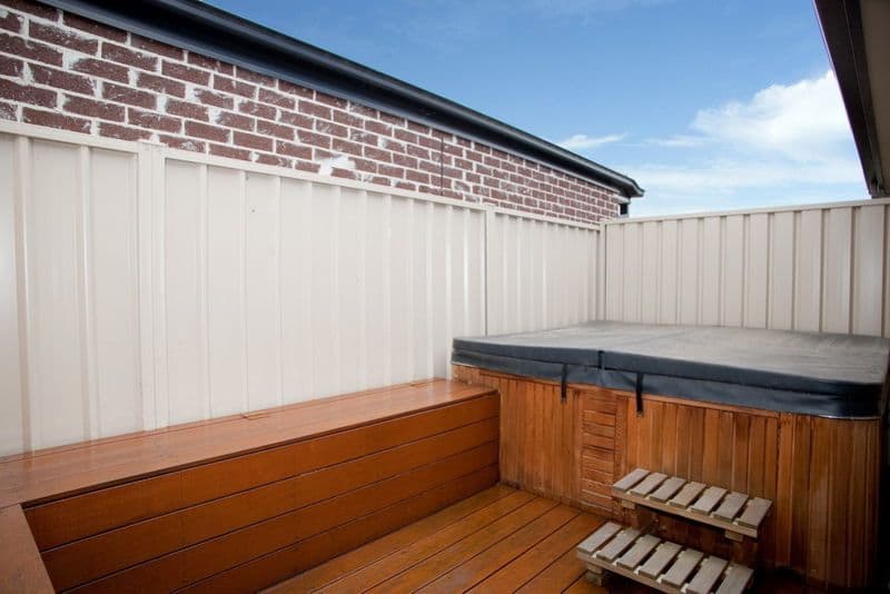 1/4 Box Road, Briar Hill, Briar Hill - Thumbnail 8