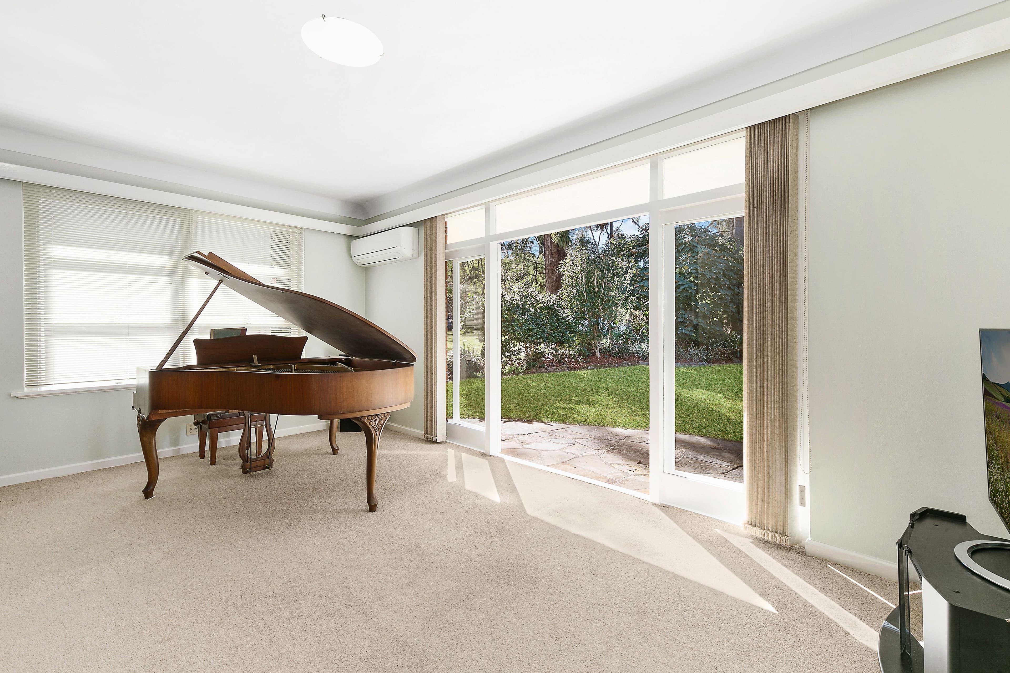 135 Lucinda Avenue, Wahroonga - Thumbnail 4