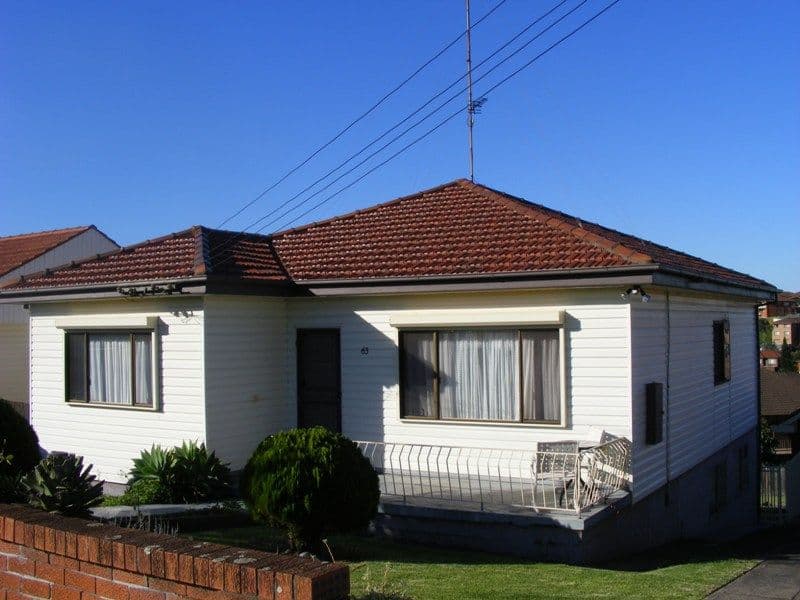 63 Weringa Avenue, LAKE HEIGHTS NSW 2502, Lake Heights - Image 1