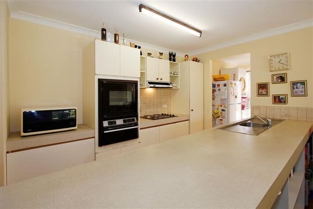 35 Nerida Way, PARKWOOD WA 6147, Parkwood - Thumbnail 3