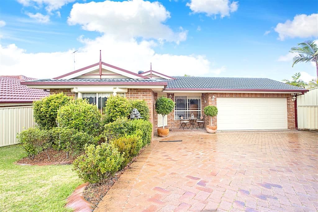 7 Baraba Close, GLENMORE PARK NSW 2745, Glenmore Park - Image 1