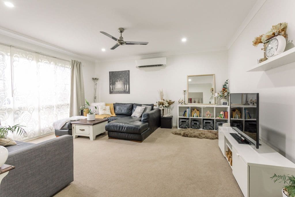 40 Canterbury Road, Emerald QLD 4720, Emerald - Thumbnail 6