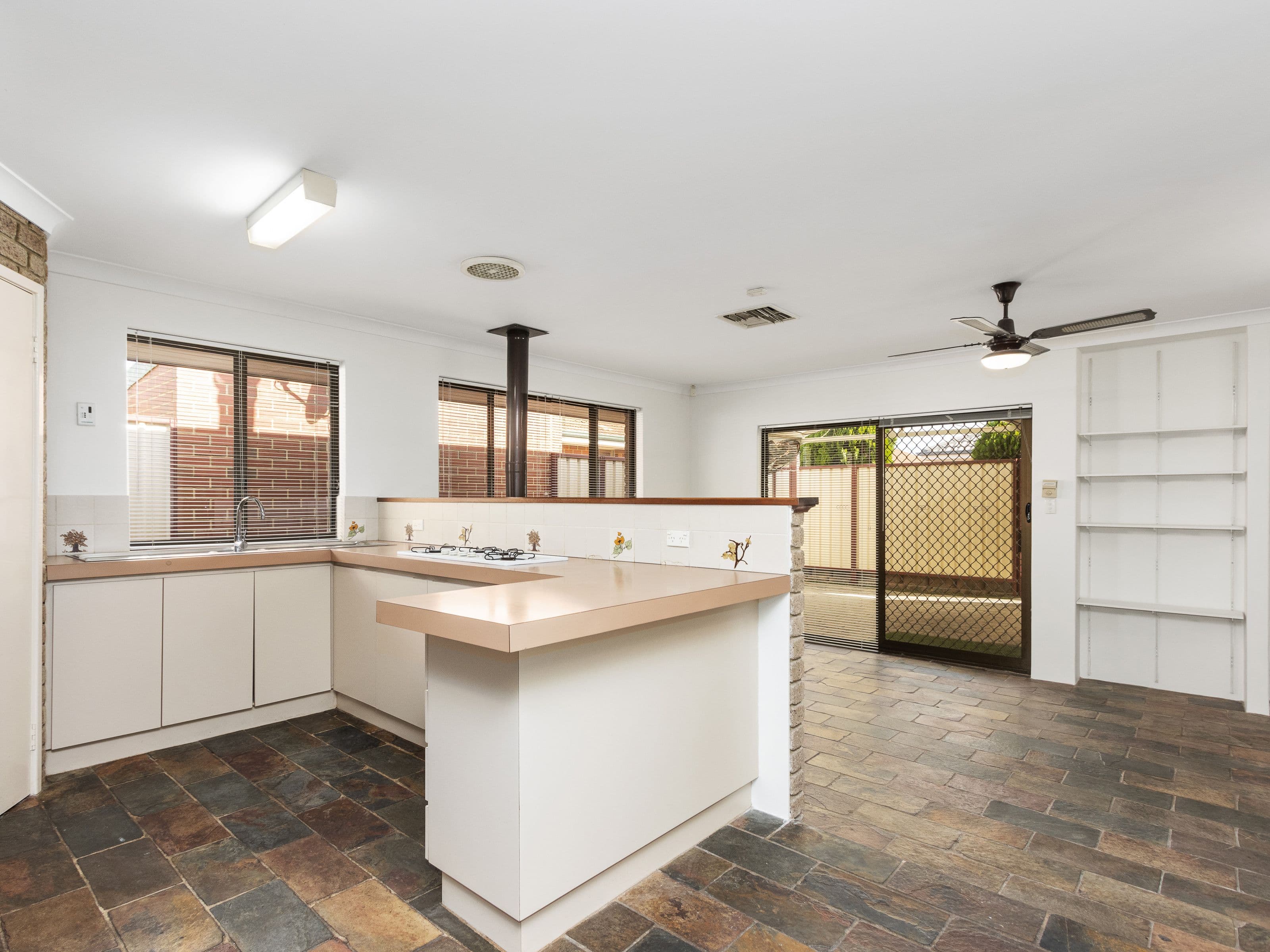 15 Morgan Street, Cannington WA 6107, Cannington - Thumbnail 2