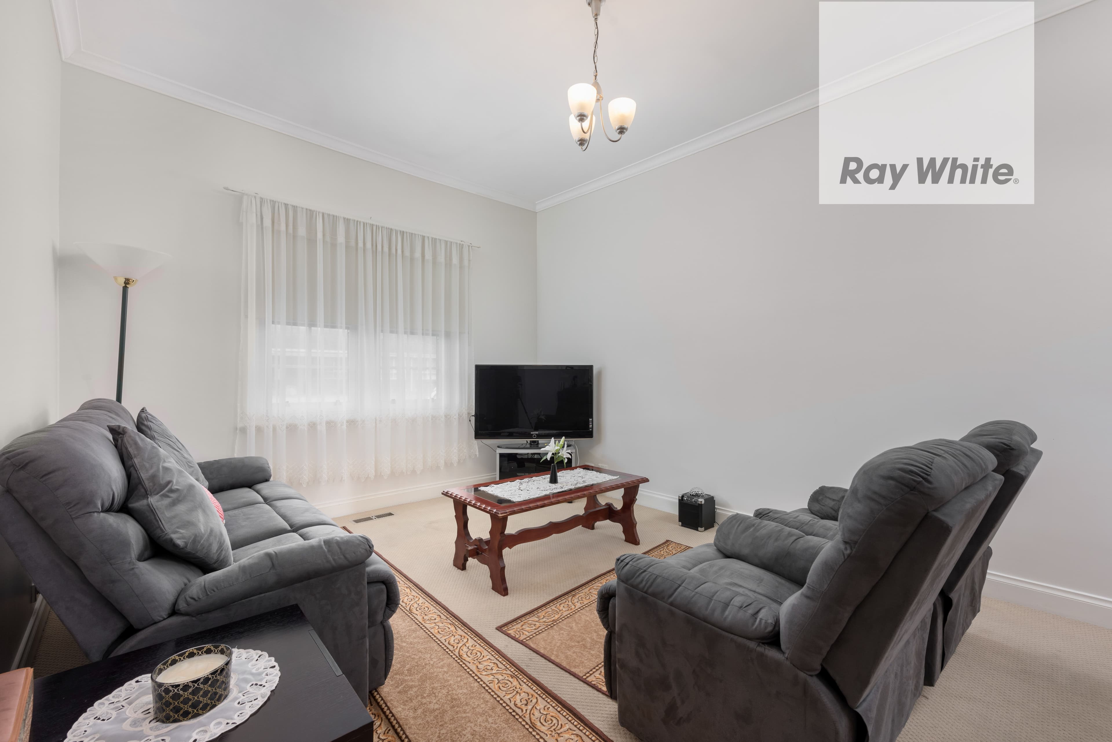 14 Rona Street, Reservoir VIC 3073, Reservoir - Thumbnail 4