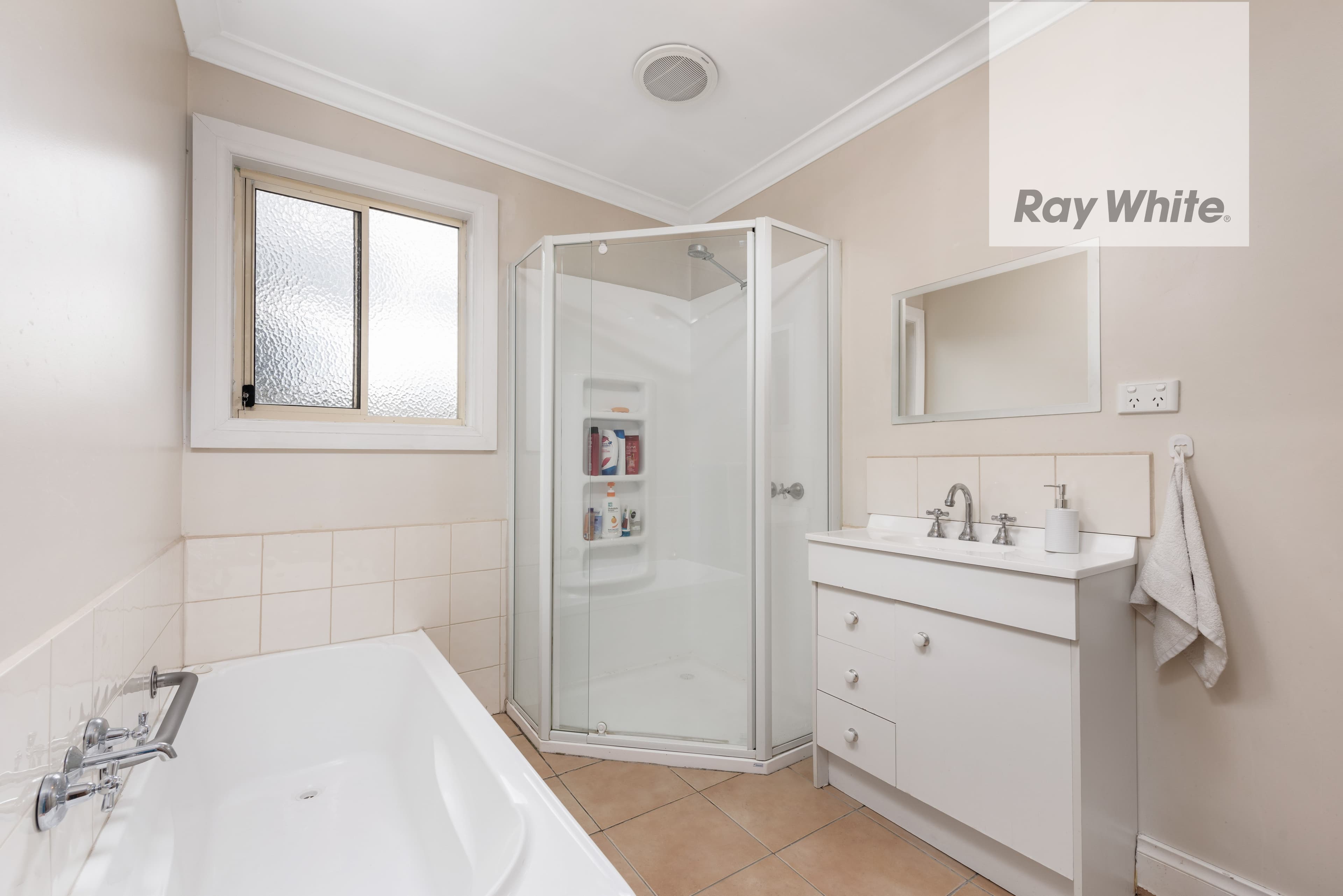 14 Rona Street, Reservoir VIC 3073, Reservoir - Thumbnail 7
