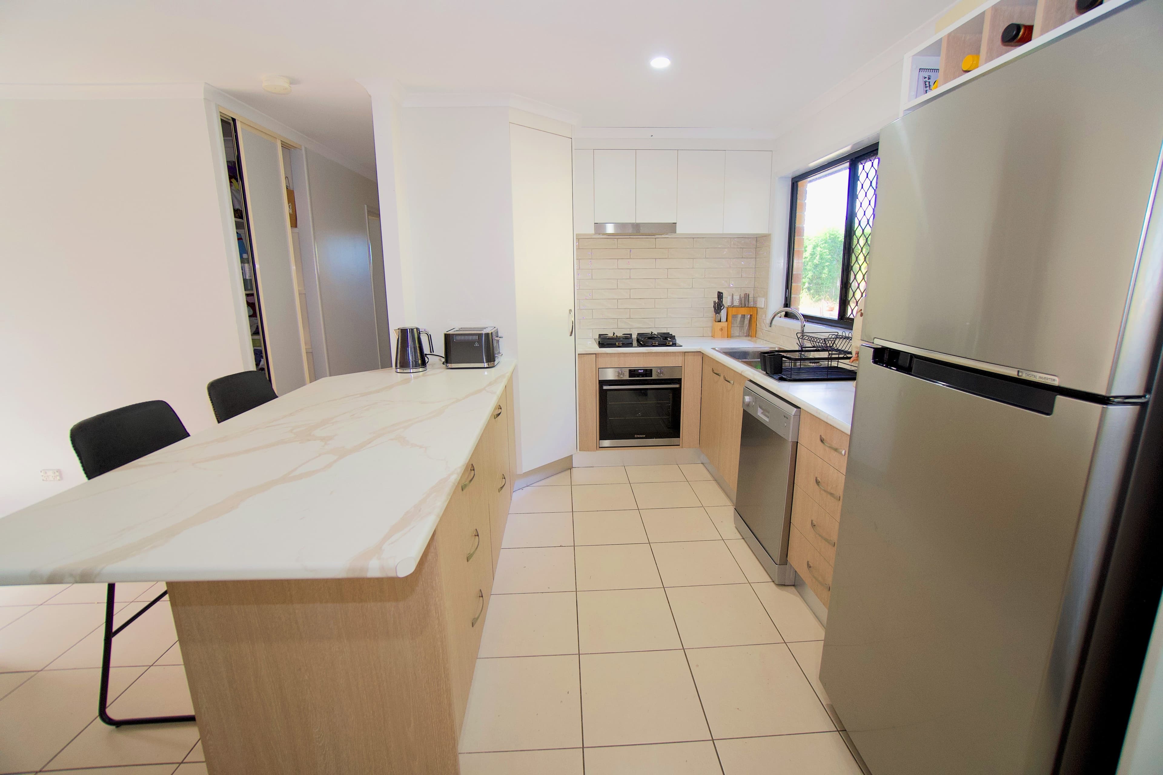 10A Tirroan Road, Gin Gin QLD 4671, Gin Gin - Thumbnail 7
