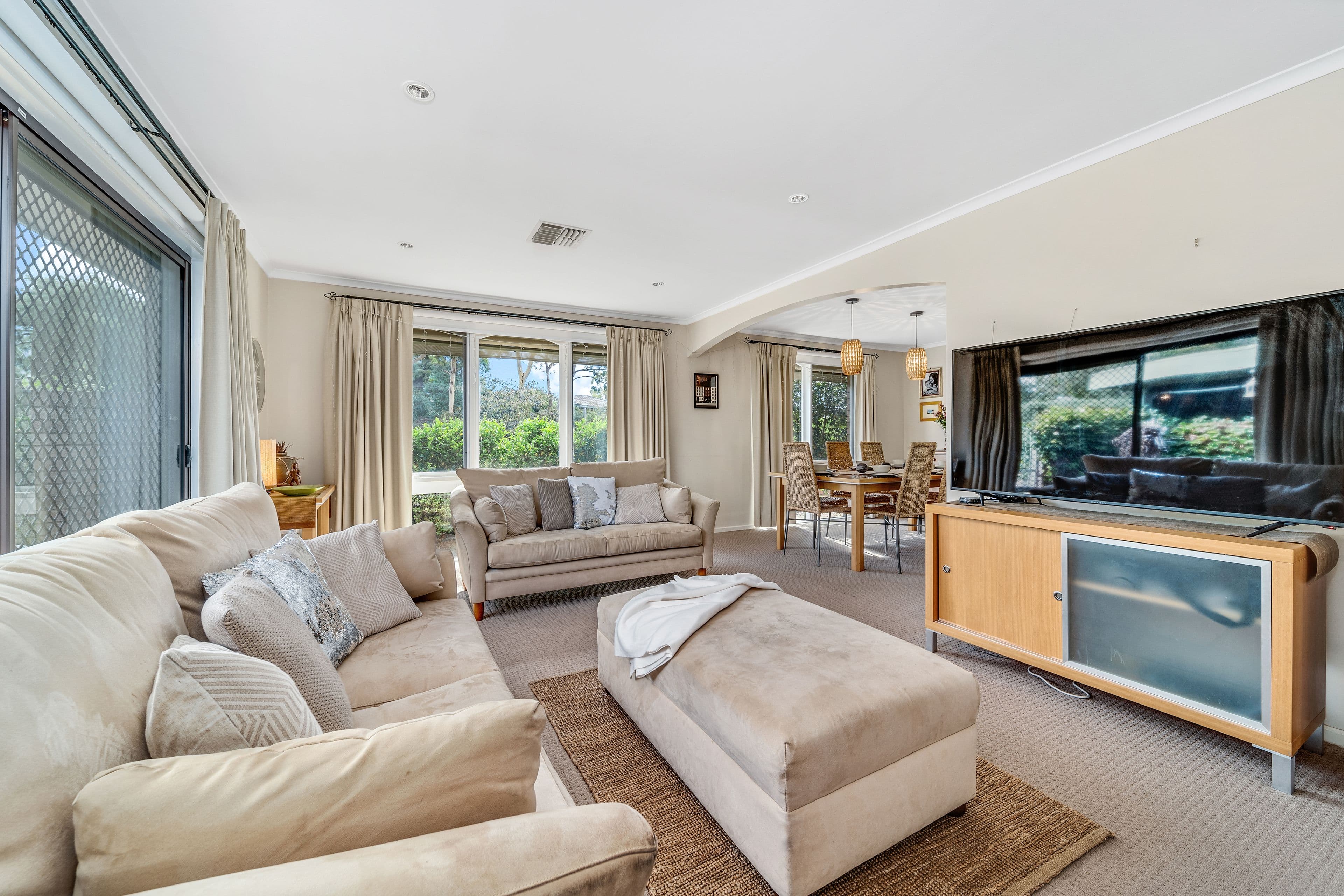 13 Davis Street, Weetangera ACT 2614, Weetangera - Thumbnail 4