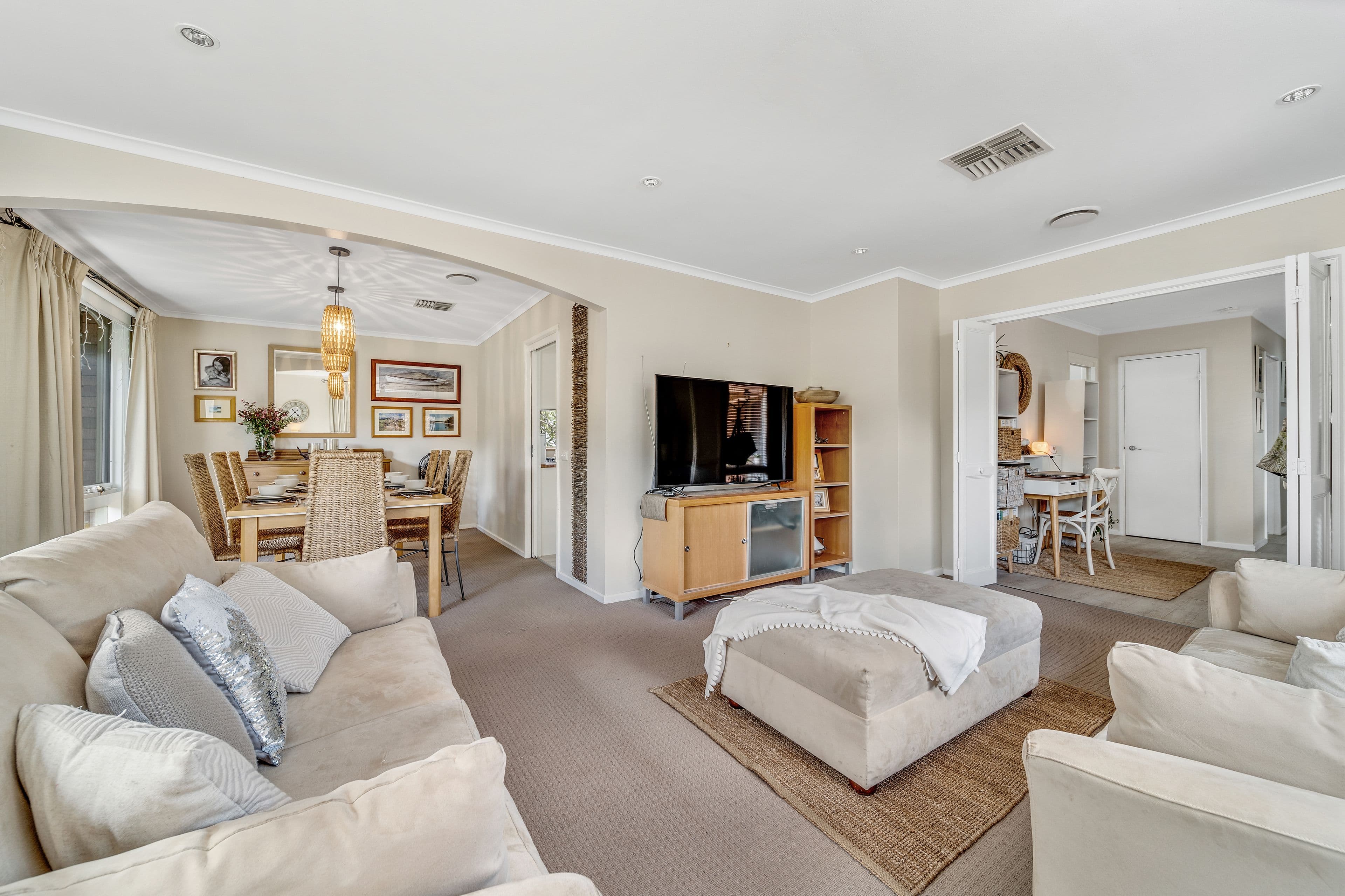 13 Davis Street, Weetangera ACT 2614, Weetangera - Thumbnail 5