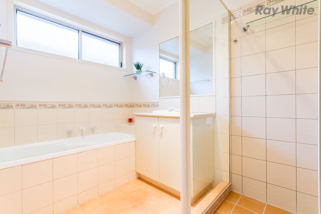 46 Kenswick Drive, Hillside VIC 3037, Hillside - Thumbnail 6