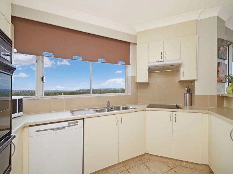 6 Coyne Street, COOLANGATTA QLD 4225, Coolangatta - Thumbnail 4