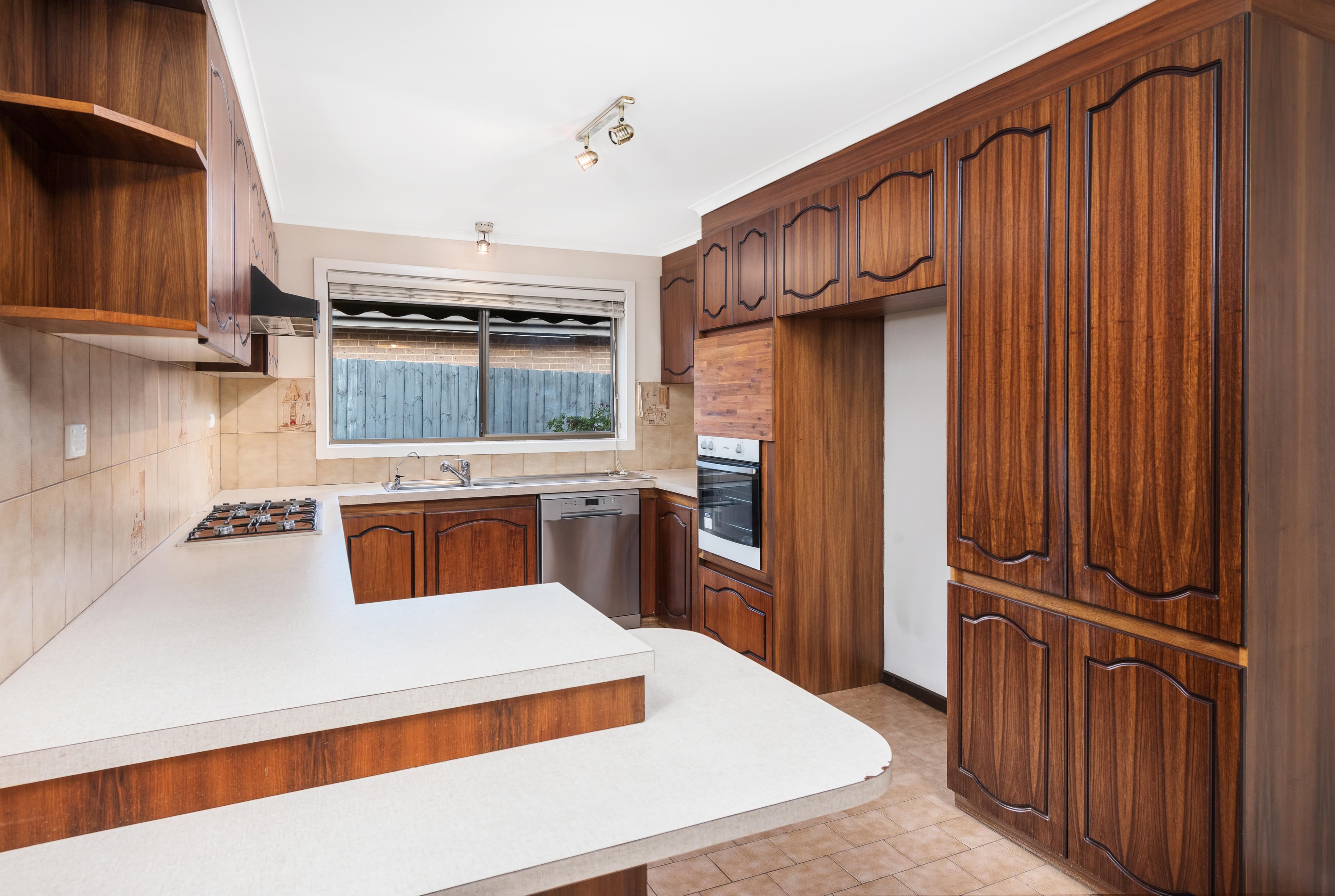 10 Doubell Court, Mill Park VIC 3082, Mill Park - Thumbnail 5