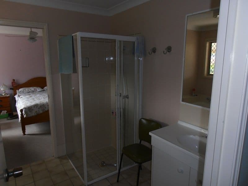 2 Elms Street, BUNDAMBA QLD 4304, Bundamba - Thumbnail 6