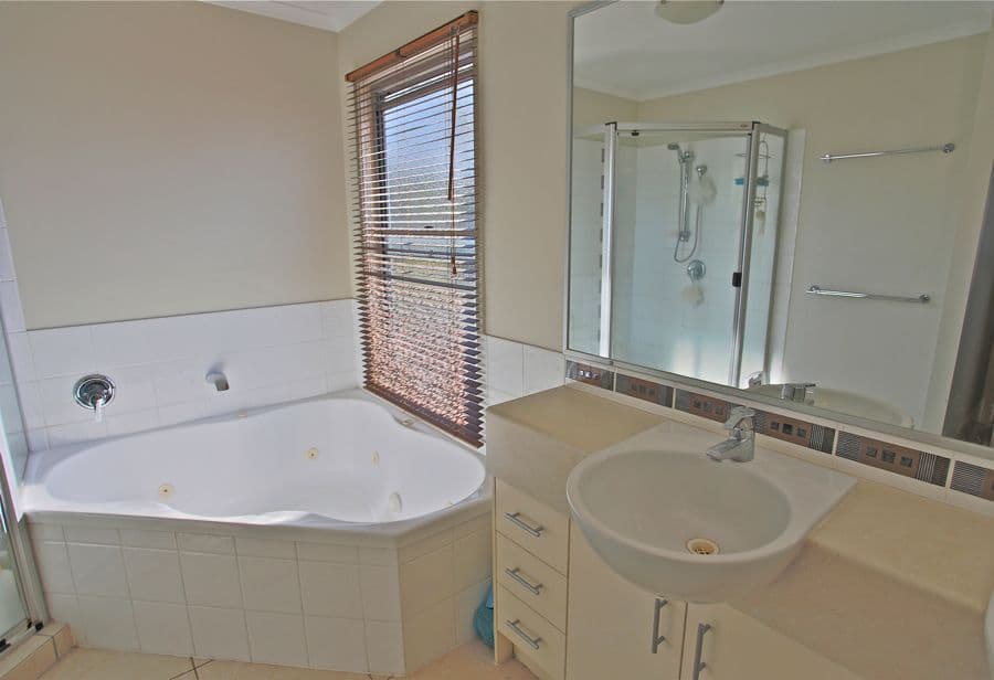 33 Fairway Parade, Peregian Springs QLD 4573, Peregian Springs - Thumbnail 7