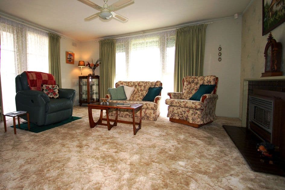 2 Sutton Court, BUNDOORA VIC 3083, Bundoora - Thumbnail 2