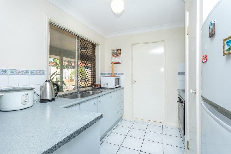 11 Seagull Court, Deception Bay QLD 4508, Deception Bay - Thumbnail 2