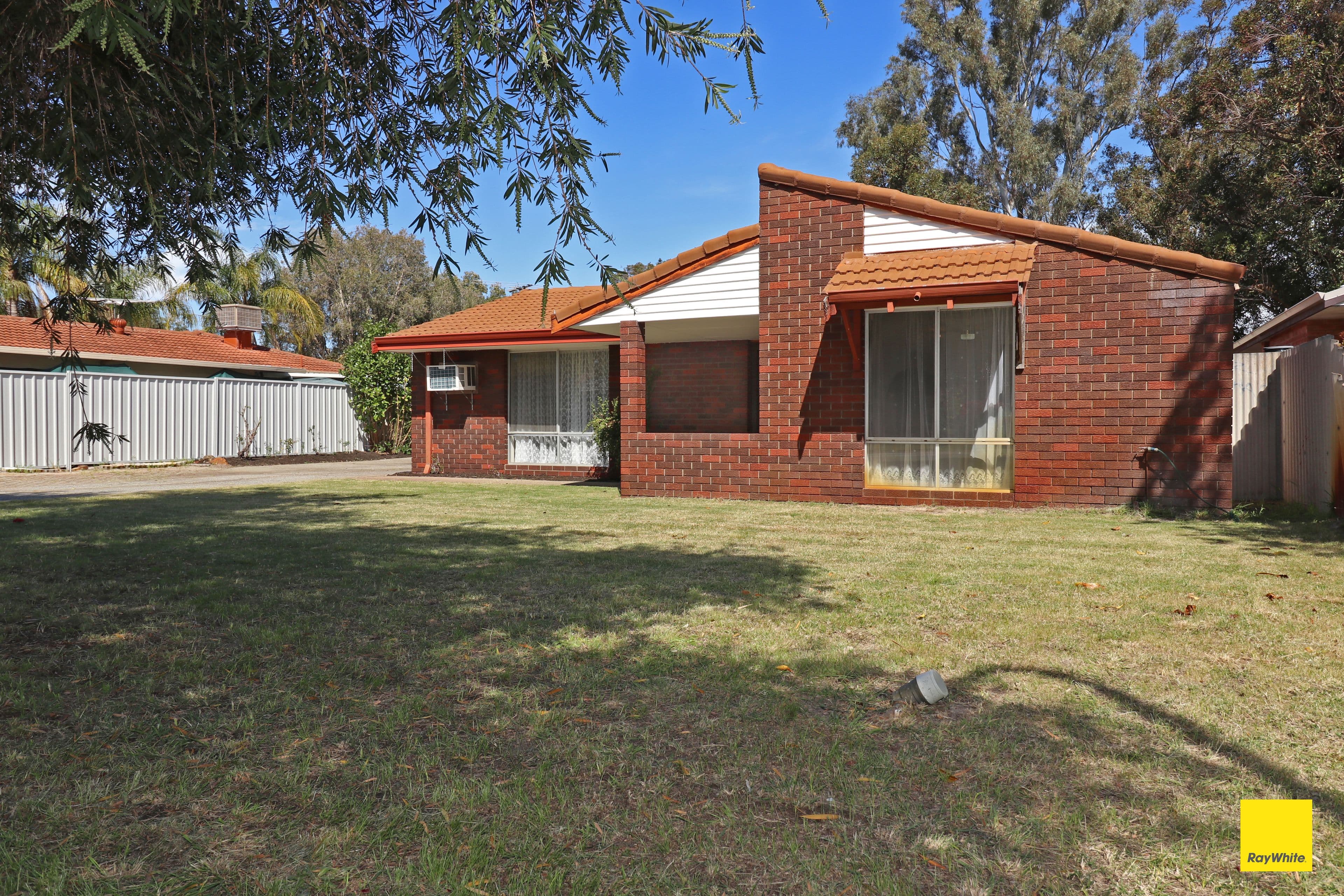 6 Maguire Avenue, Beechboro WA 6063, Beechboro - Thumbnail 4