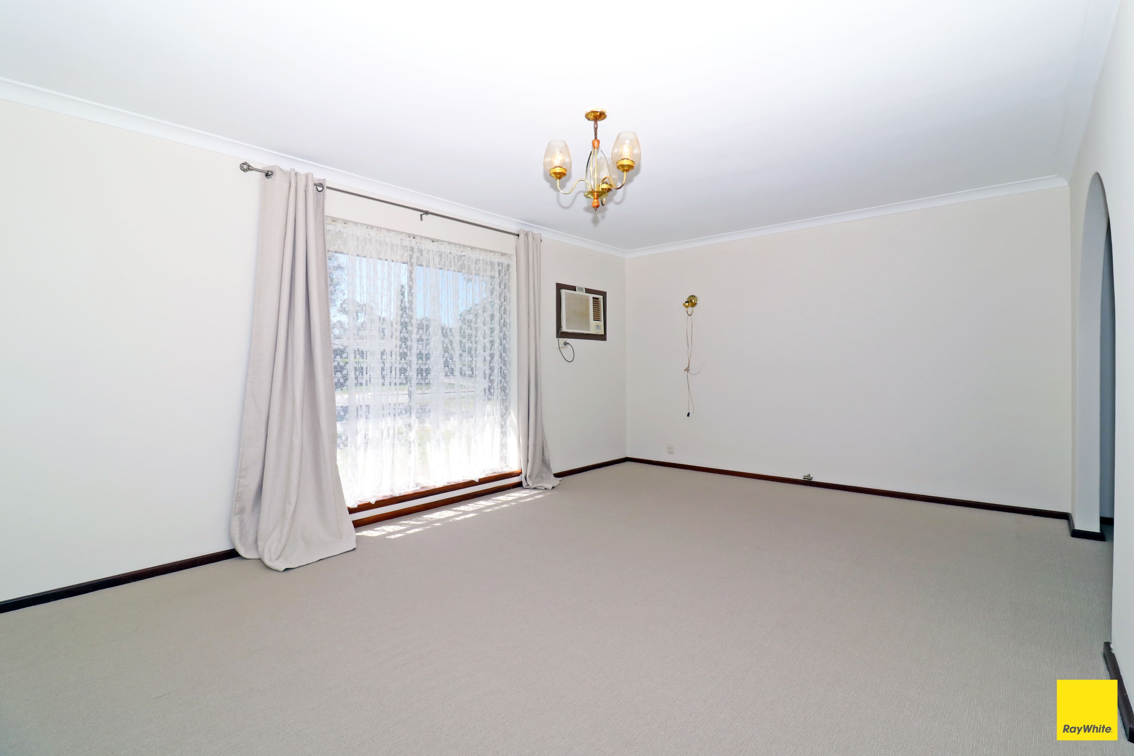 6 Maguire Avenue, Beechboro WA 6063, Beechboro - Thumbnail 5