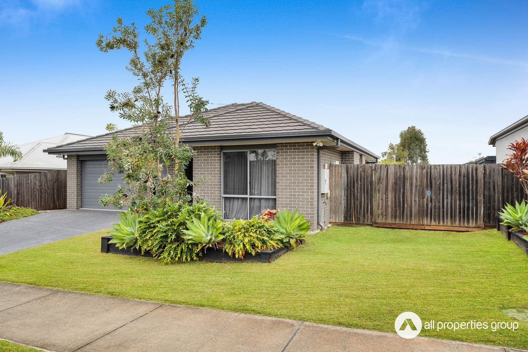 12 Tomlinson Street, Yarrabilba QLD 4207, Yarrabilba - Thumbnail 2