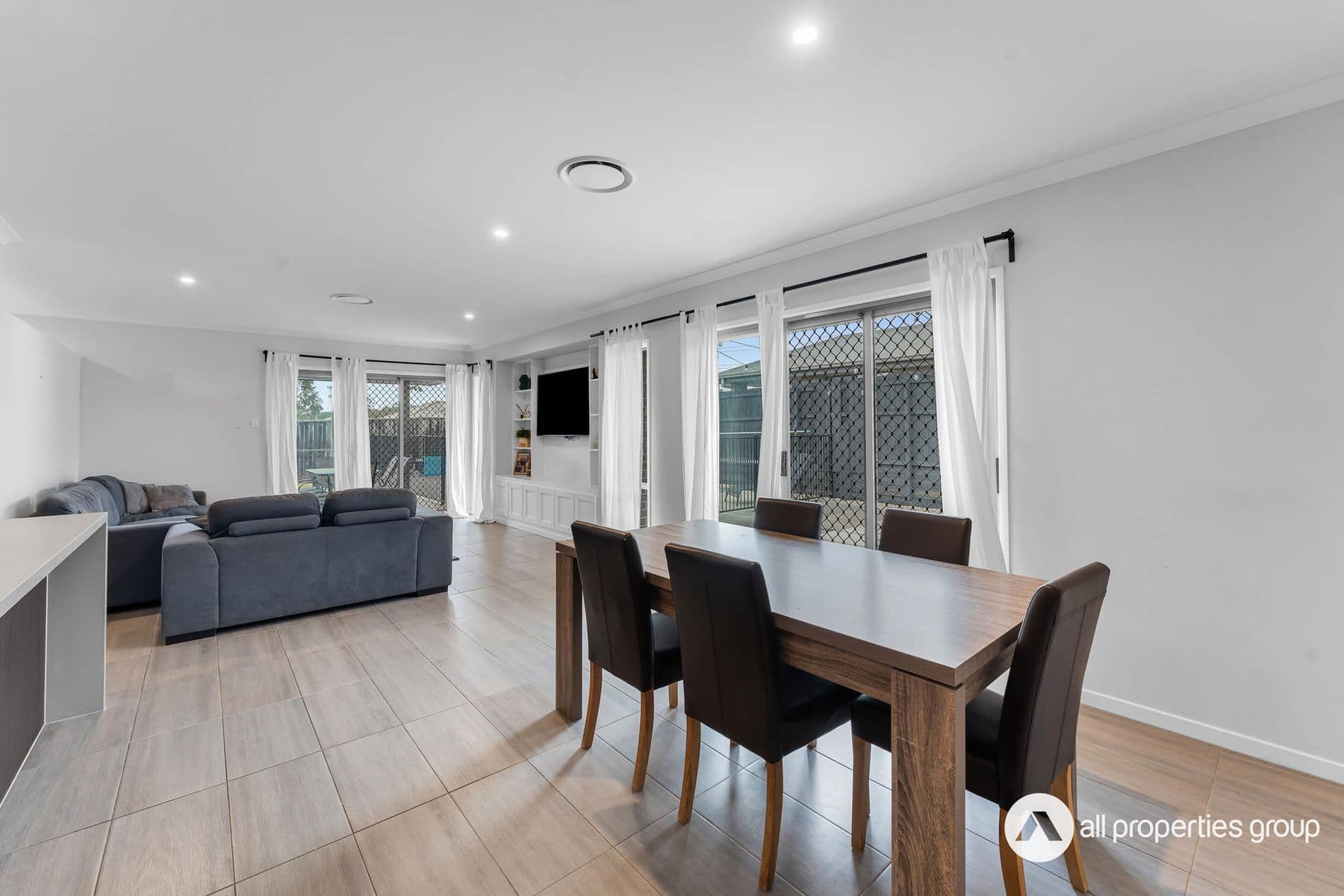 12 Tomlinson Street, Yarrabilba QLD 4207, Yarrabilba - Thumbnail 8