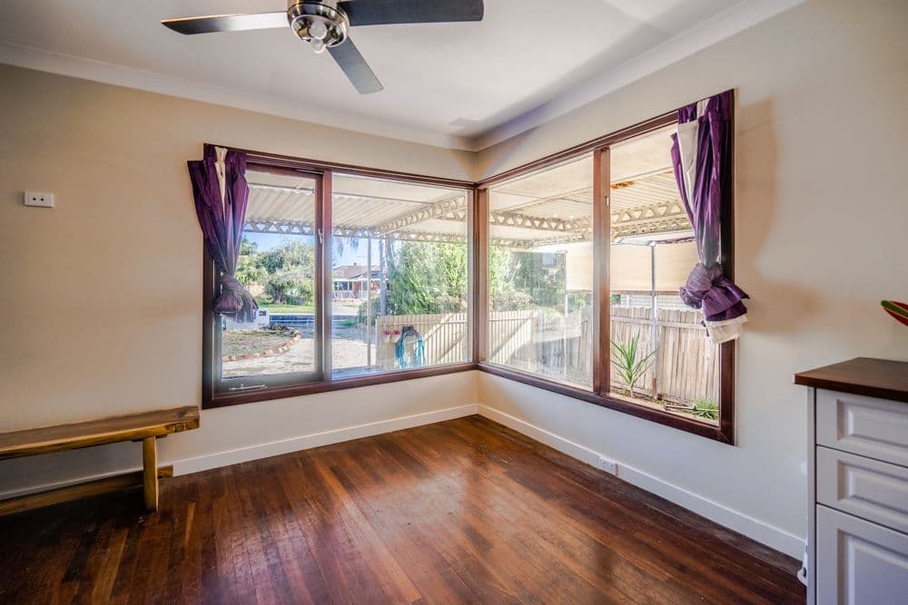 31 Burnham Way, Girrawheen WA 6064, Girrawheen - Thumbnail 3