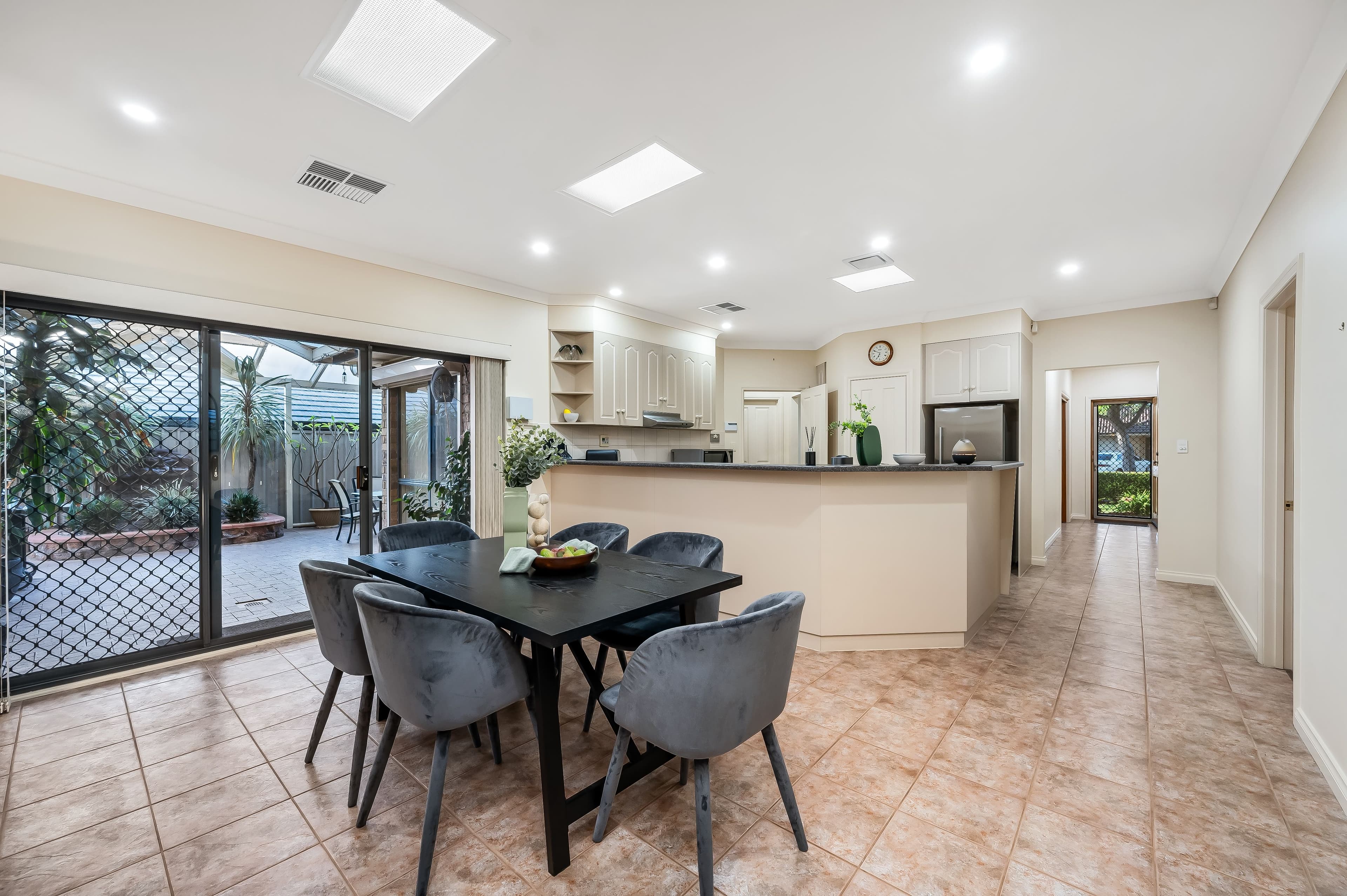 11 Merchant Avenue, Mitchell Park SA 5043, Mitchell Park - Thumbnail 5