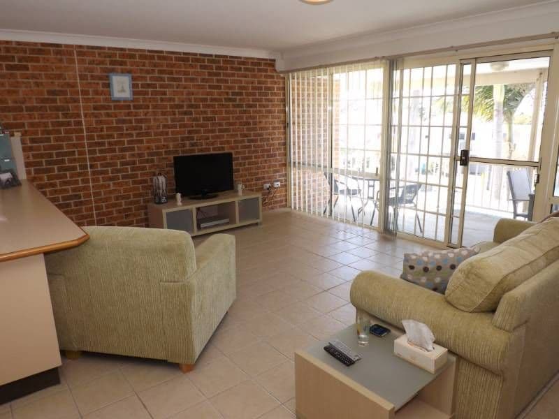 22 Lake Street, LAURIETON NSW 2443, Laurieton - Thumbnail 4