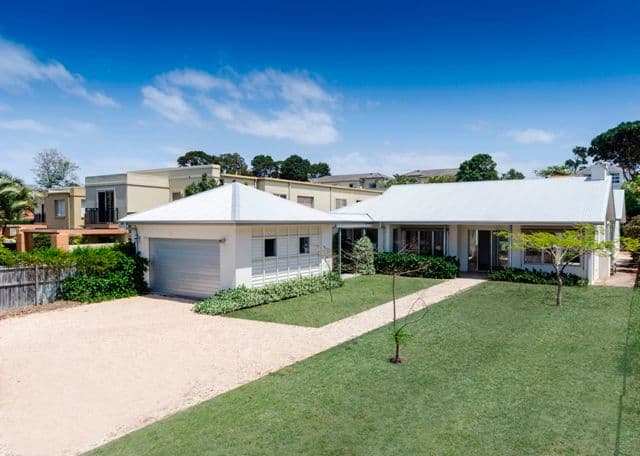 28 Brighton Parade, SOUTHPORT QLD 4215, Southport - Thumbnail 2
