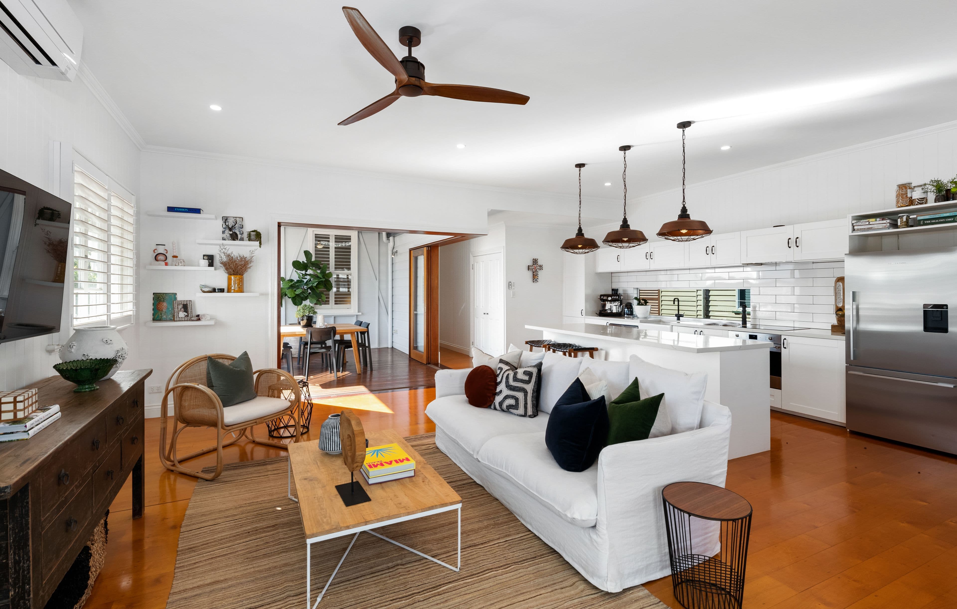 8 Rawson Street, Wooloowin QLD 4030, Wooloowin - Thumbnail 2