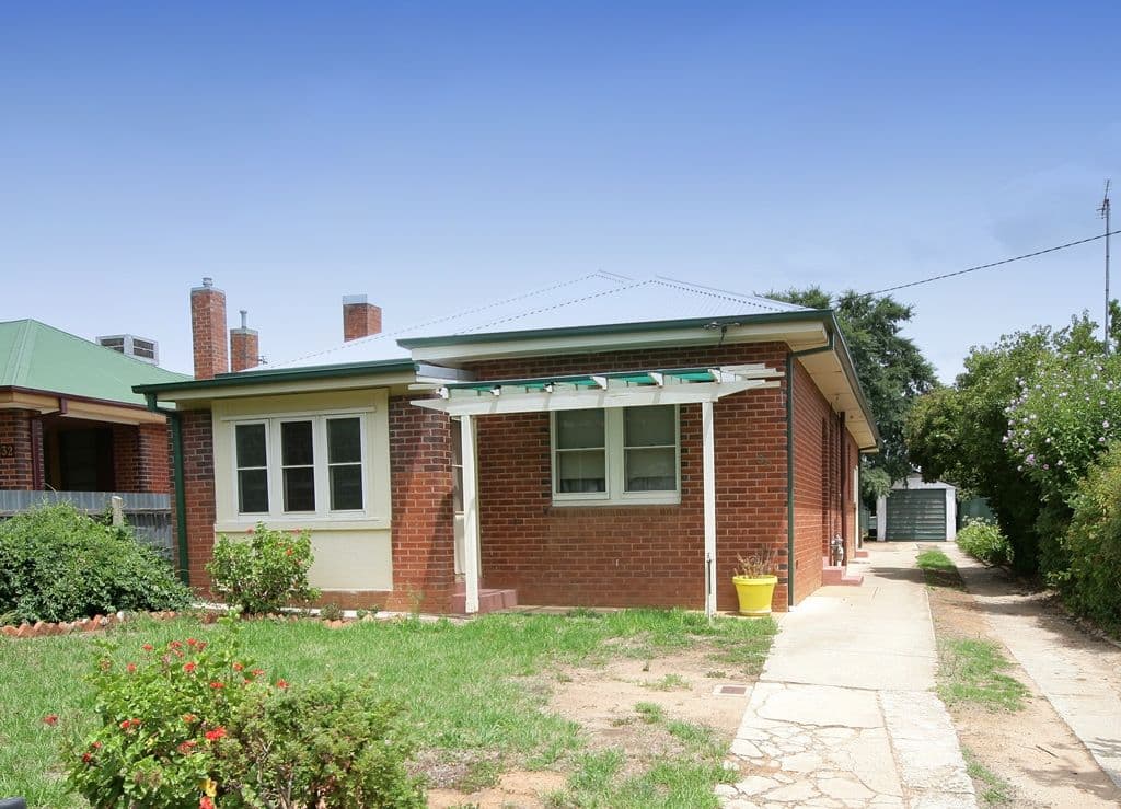 30 Dalton Street, Turvey Park NSW 2650, Turvey Park - Image 1