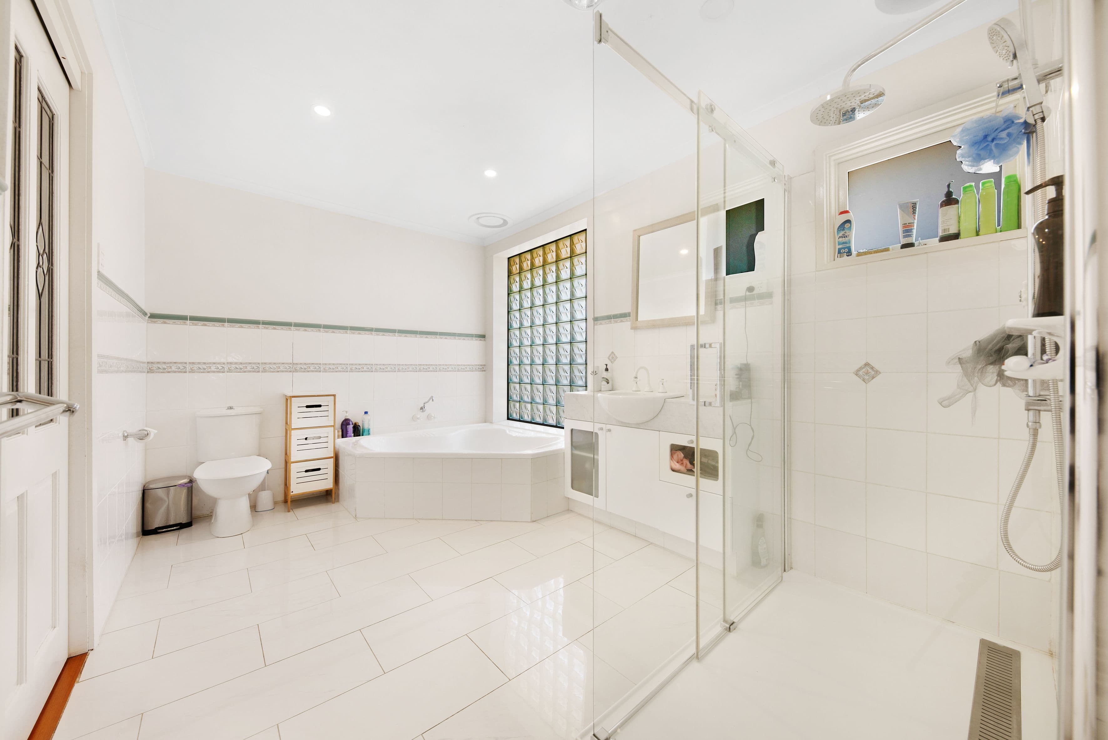 1 Galloway Grove, Bayswater North VIC 3153, Bayswater North - Thumbnail 8