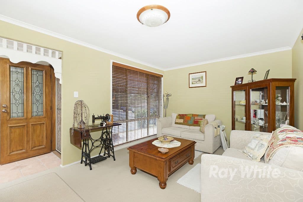 7 Columbia Close, Woodrising - Thumbnail 2