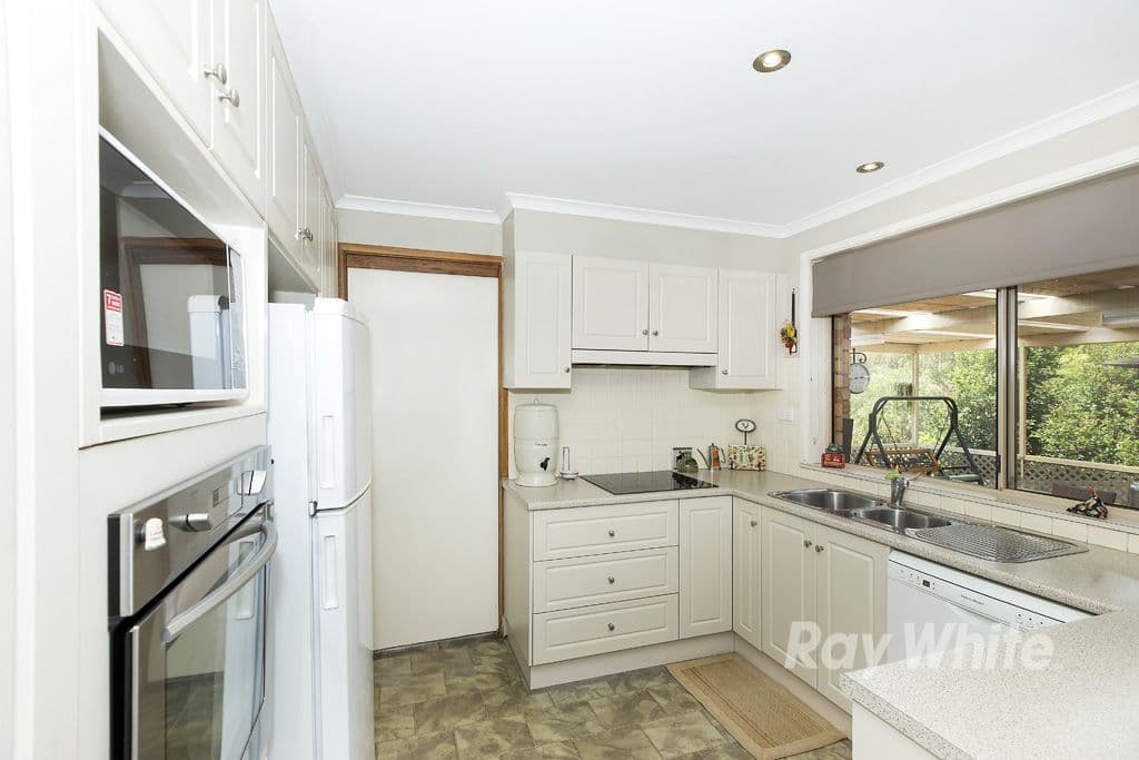 7 Columbia Close, Woodrising - Thumbnail 3