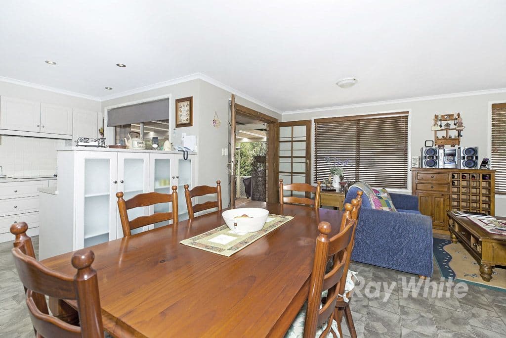 7 Columbia Close, Woodrising - Thumbnail 4