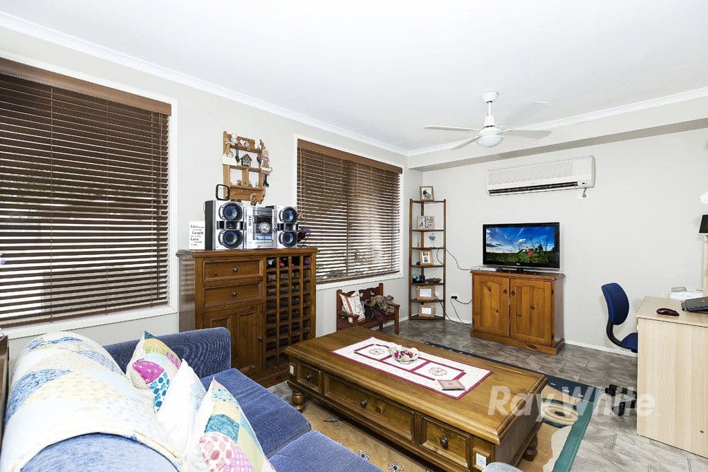 7 Columbia Close, Woodrising - Thumbnail 5