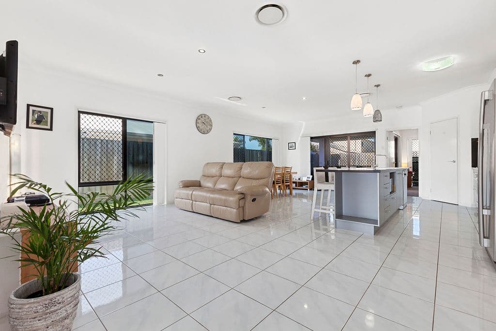 2 Tomkins Esplanade, Birtinya QLD 4575, Birtinya - Thumbnail 3