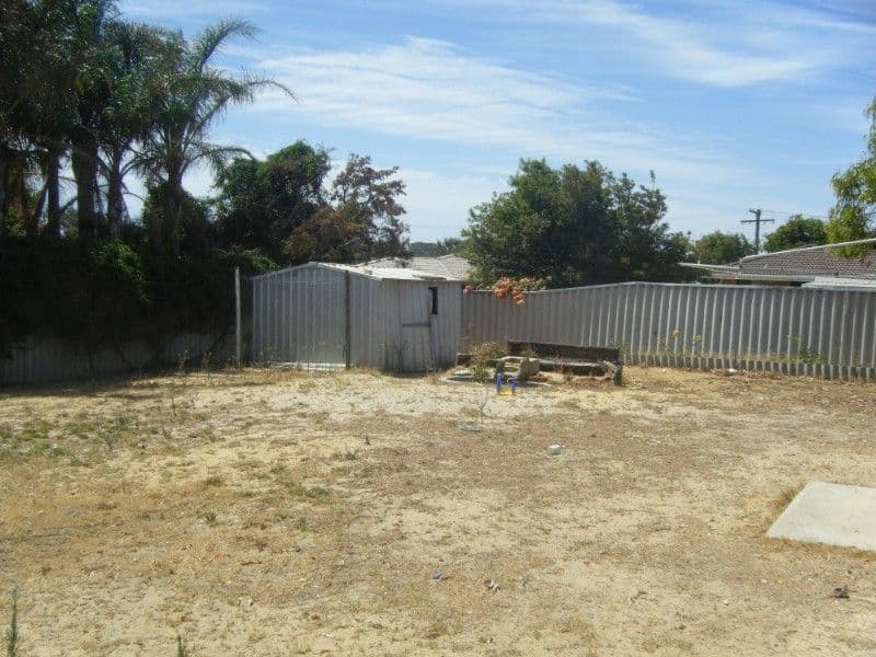 6 Eddington Crescent, RANGEWAY WA 6530, Rangeway - Thumbnail 2