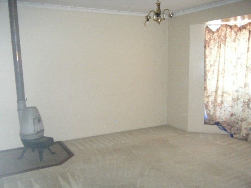 6 Eddington Crescent, RANGEWAY WA 6530, Rangeway - Thumbnail 4