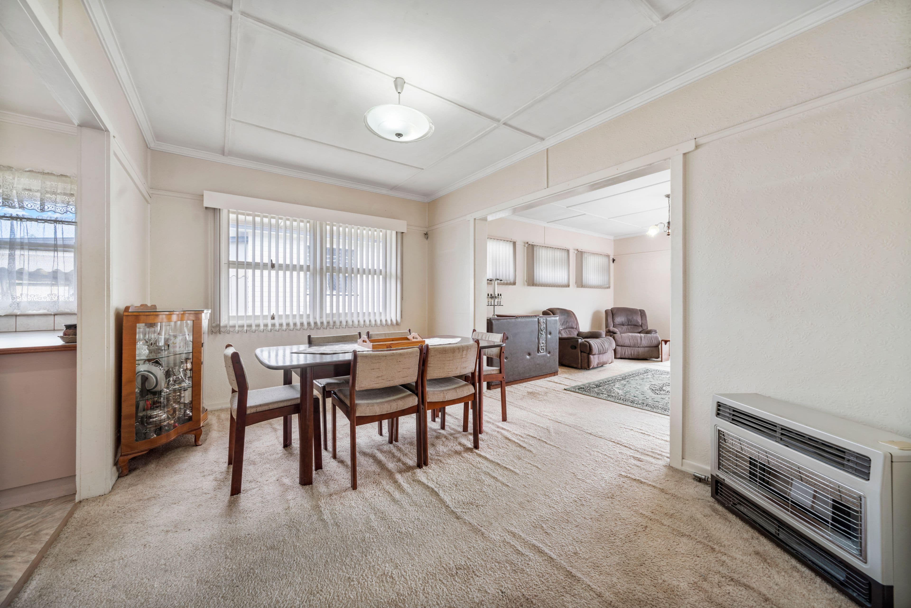 10 Booth Crescent, Orange, Orange - Thumbnail 6
