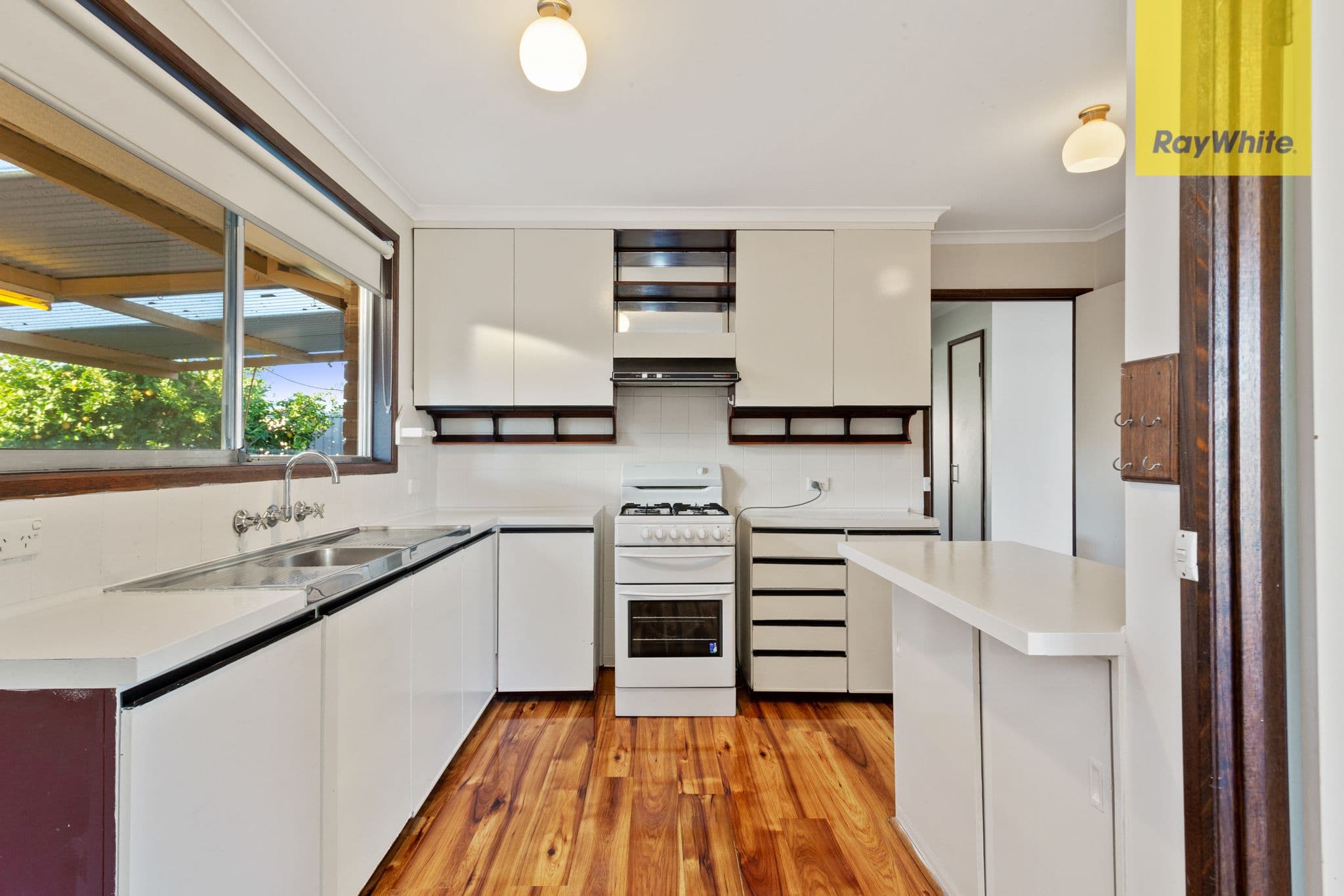 1 McGrath Close, Kealba VIC 3021, Kealba - Thumbnail 2