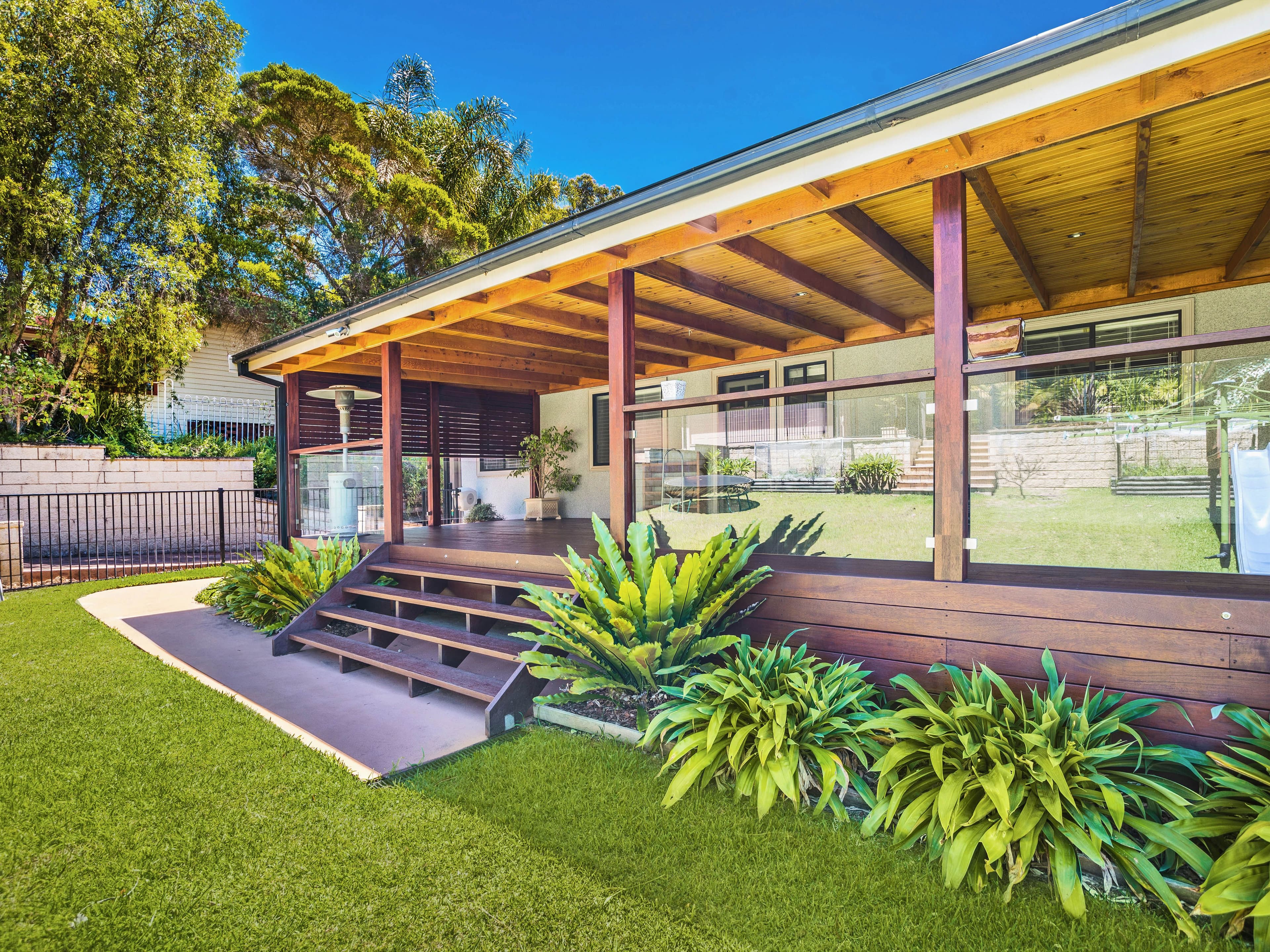 17 Maidstone Street, Helensburgh - Image 1