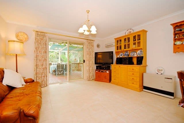 4  ALDERLEY Court, CHIRNSIDE PARK VIC 3116, Chirnside Park - Thumbnail 4