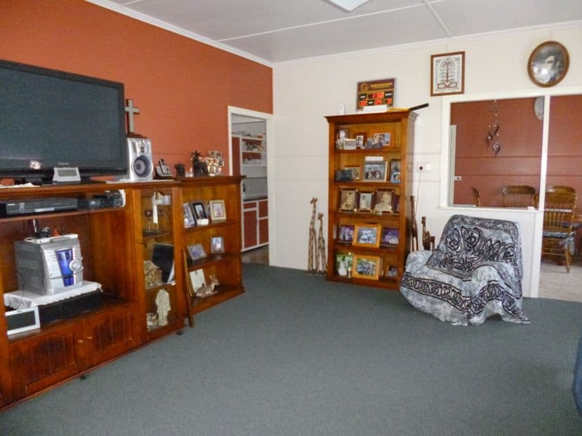 13 Howland Street, NORTH MACKAY QLD 4740, North Mackay - Thumbnail 8