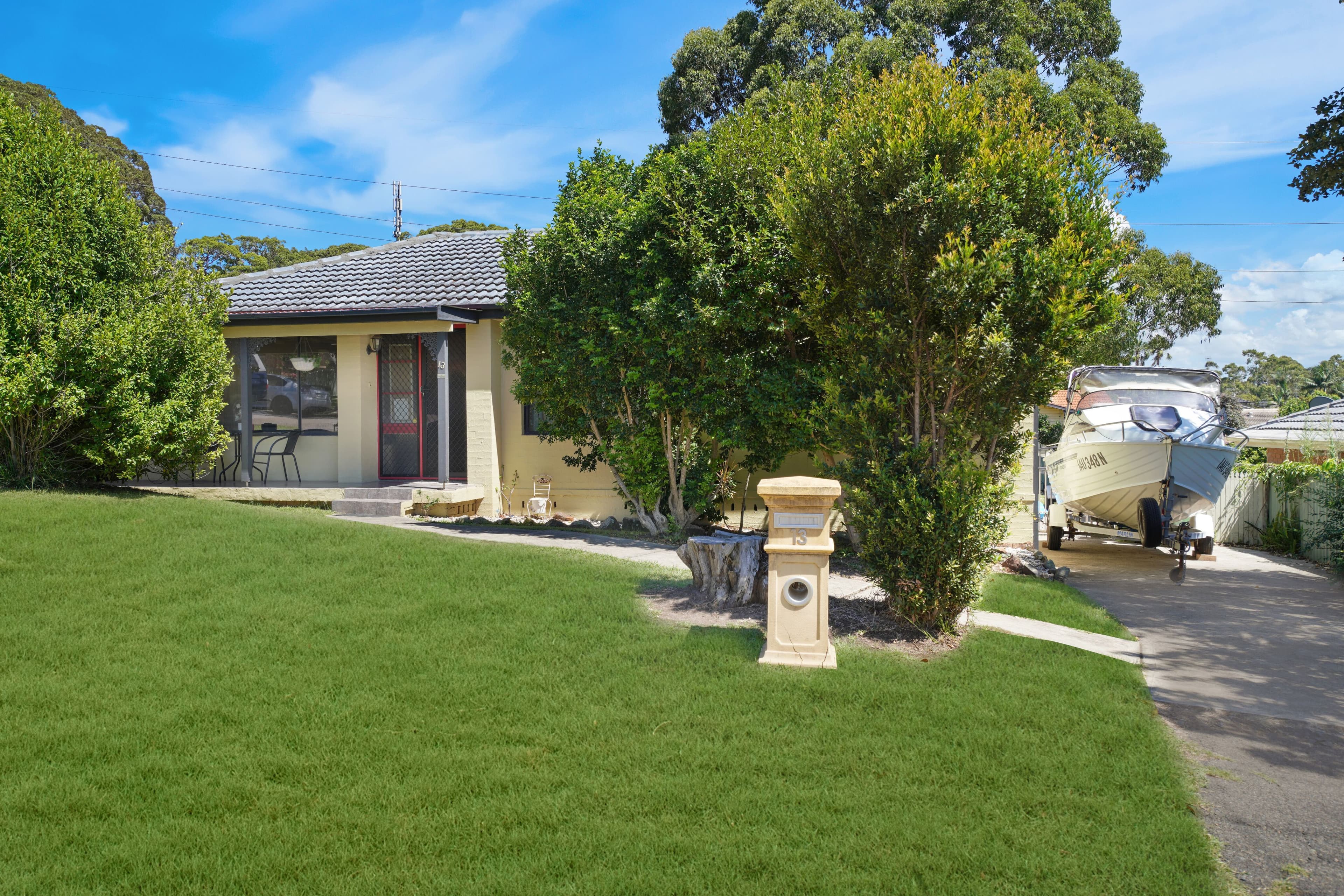 13 Newhaven Place, Bateau Bay - Image 1