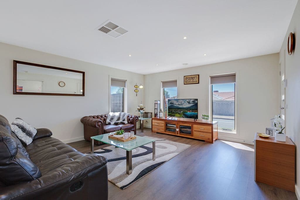 43 Southern Crescent, Craigieburn VIC 3064, Craigieburn - Thumbnail 7