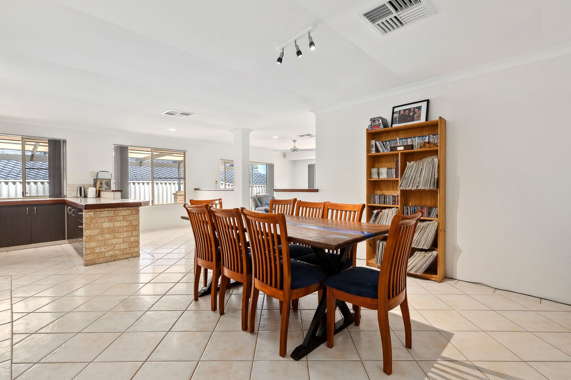 82 Ronsard Drive, San Remo WA 6210, San Remo - Thumbnail 7