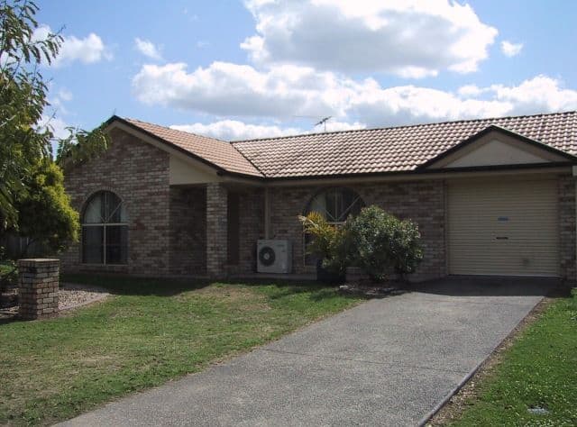 18  Oakwood Drive, WATERFORD WEST QLD 4133, Waterford West - Image 1